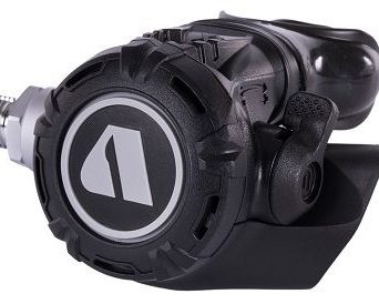 Apeks XL4